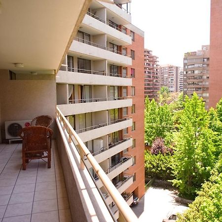 Design Apart Santiago Exterior photo
